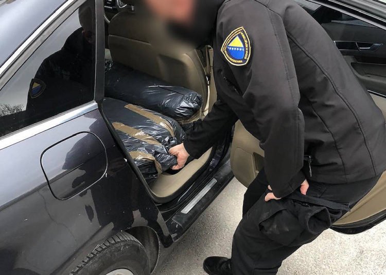 Gruđanin u Audiju prevozio duhan vrijedan 54.000 KM