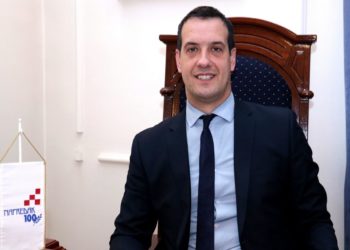 Stipendije su naš mali doprinos i jedan od načina na koji želimo mlade ljude zadržati u Bosni i Hercegovini