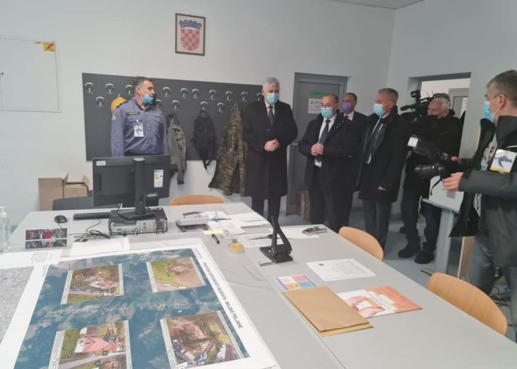 Čović posjetio Petrinju i Banovinu: Stojimo uz svoj hrvatski narod i pomoći ćemo u svakom segmentu