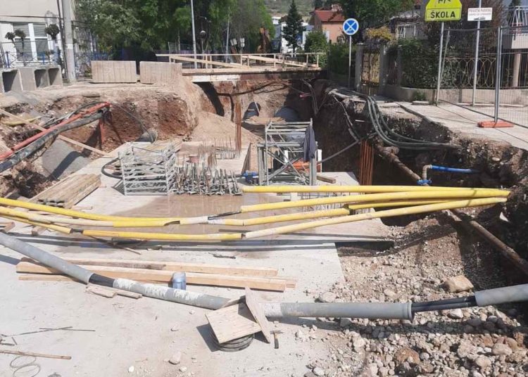 Grad Mostar realizira projekte izgradnje dijela desnoobalnog kolektora i rekonstrukcije Ulice kneza Višeslava
