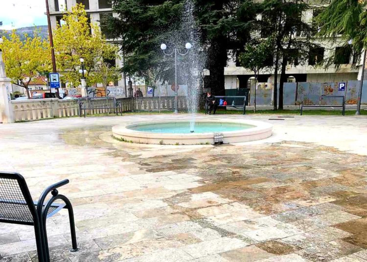 Mostar: Puštene u rad aktivne gradske fontane