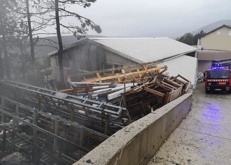 Široki Brijeg: Uspješno ugašen požar na gospodarskom objektu u Donjem Crnču