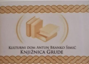 „Kulturni dom Antun Branko Šimić“ Grude darovao besplatne članske iskaznice učenicima devetih razreda u Grudama