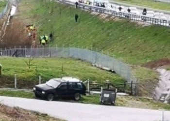 Stravična nesreća: U prevrnutom BMW-u poginule tri osobe