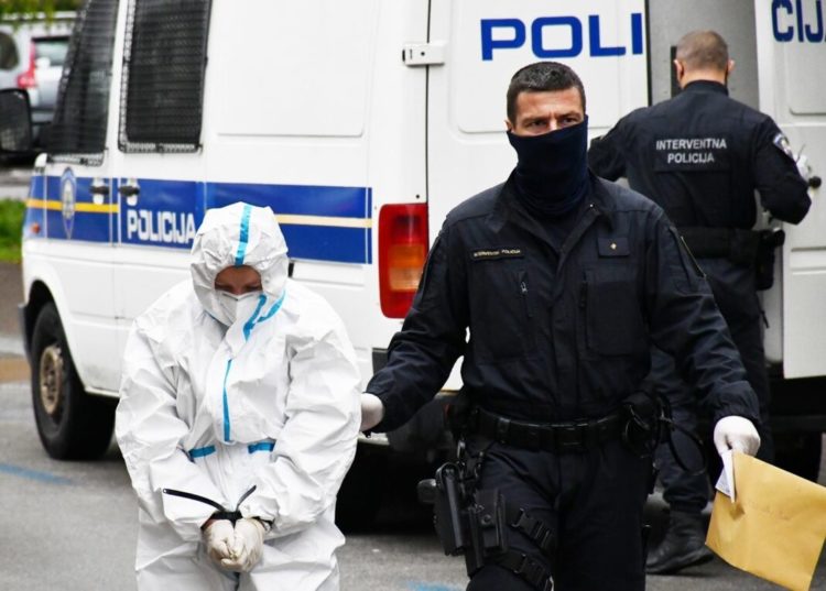 Roditeljima zlostavljačima određen jednomjesečni istražni zatvor, djevojčica i dalje kritično