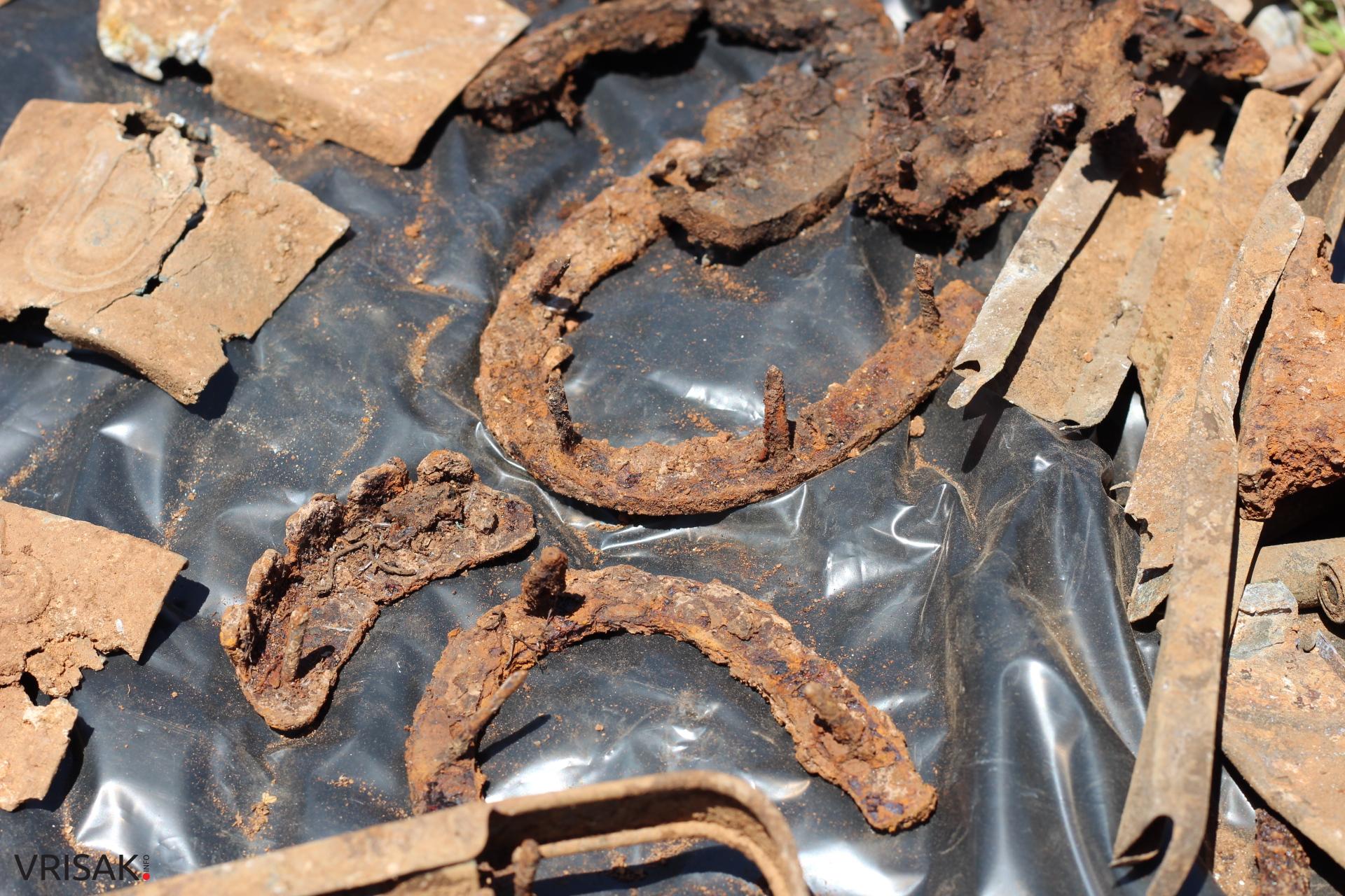 Izvršena ekshumacija šest tijela hrvatskih vojnika s Čarapova polja na Privalju