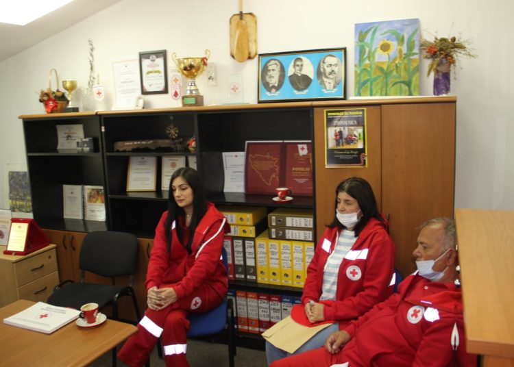 Posjeta Ante Begića Crvenom križu općine Posušje