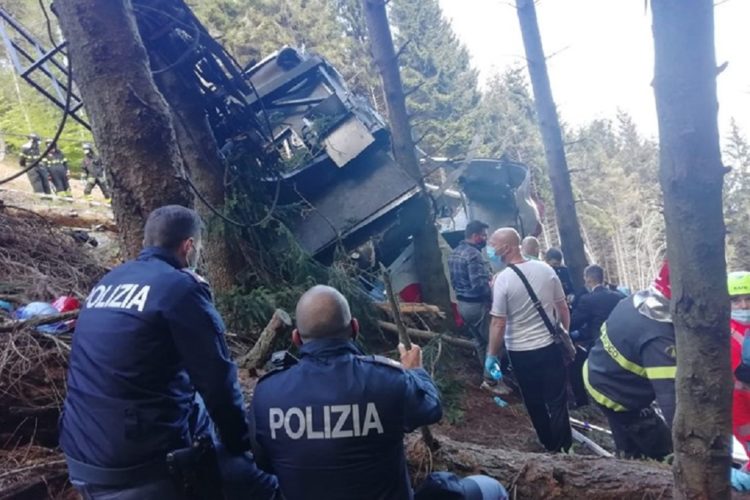 Italija: Najmanje 13 mrtvih, troje ozlijeđenih u padu žičare