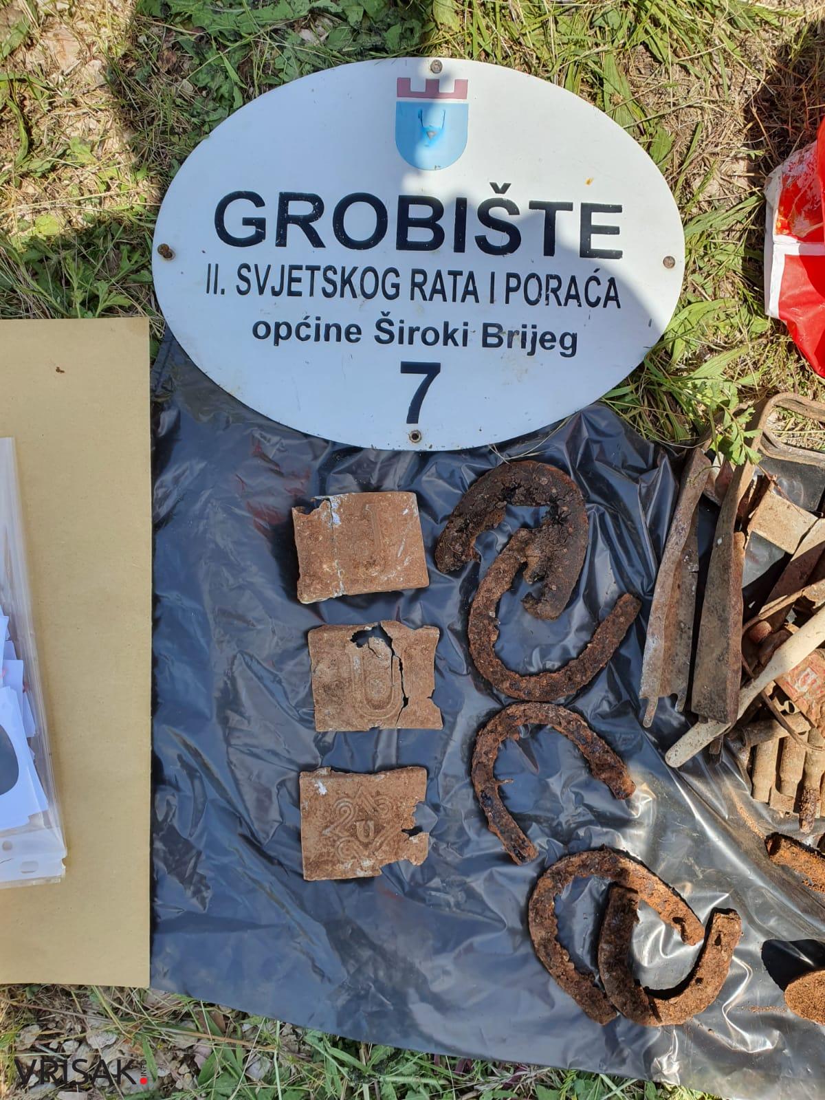 Izvršena ekshumacija šest tijela hrvatskih vojnika s Čarapova polja na Privalju