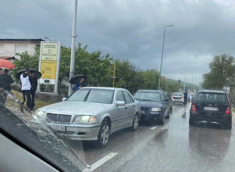 Široki Brijeg: Prometna nesreća na Trnu