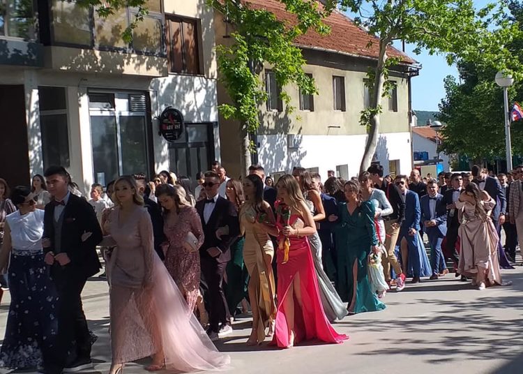 Održana maturalna zabava posuških maturanata