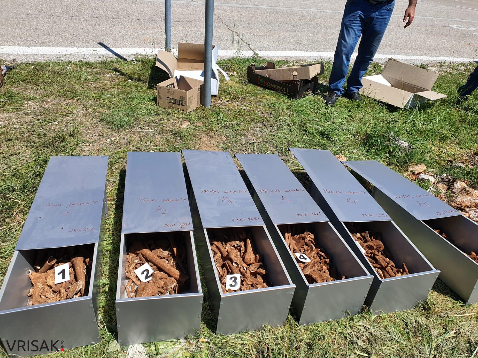 Izvršena ekshumacija šest tijela hrvatskih vojnika s Čarapova polja na Privalju