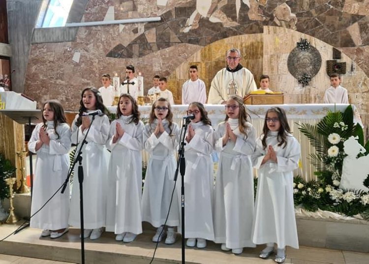 Kočerin: Prvu Svetu Pričest primilo 38 djece