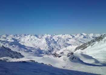 Trojica skijaša poginula u lavini u francuskim Alpama