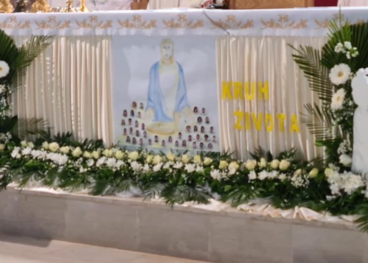 Kočerin: Prvu Svetu Pričest primilo 38 djece