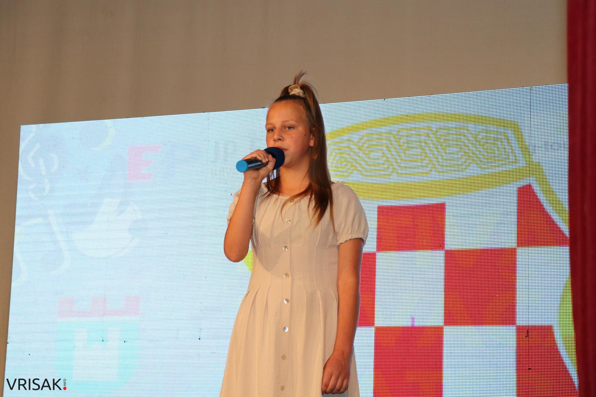 Nada Milardović pobjednica Festivala pjevača amatera u Širokom Brijegu