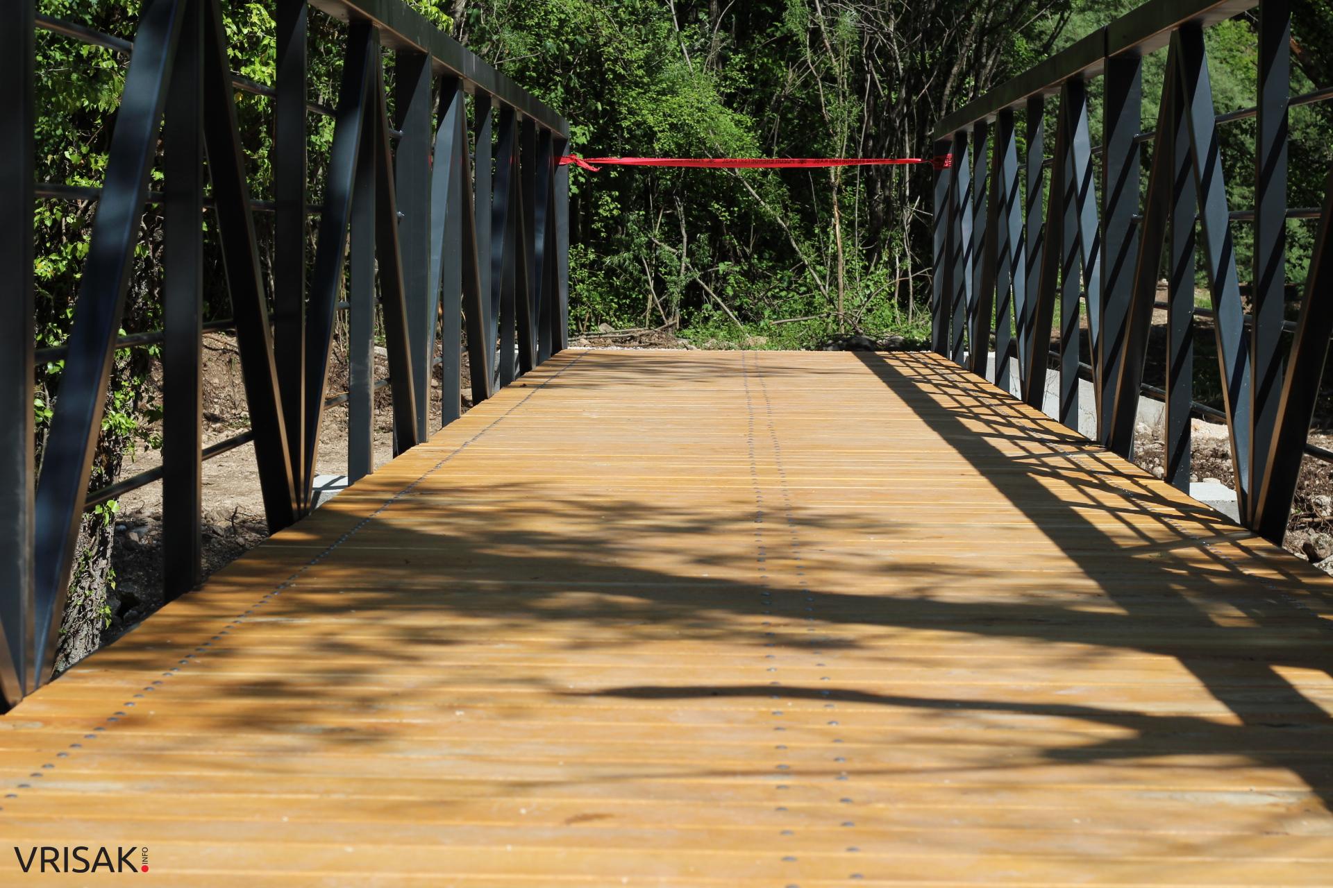 Kroz projekt Cycling Rural financiran programom Europske unije postavljeni pješački mostovi preko rijeke Lištice u kanjonu Borak