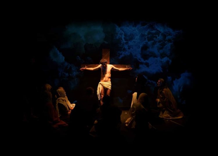 Premijera „Isus, Sin Čovječji“ dirnula publiku i ganula brojne kazališne djelatnike