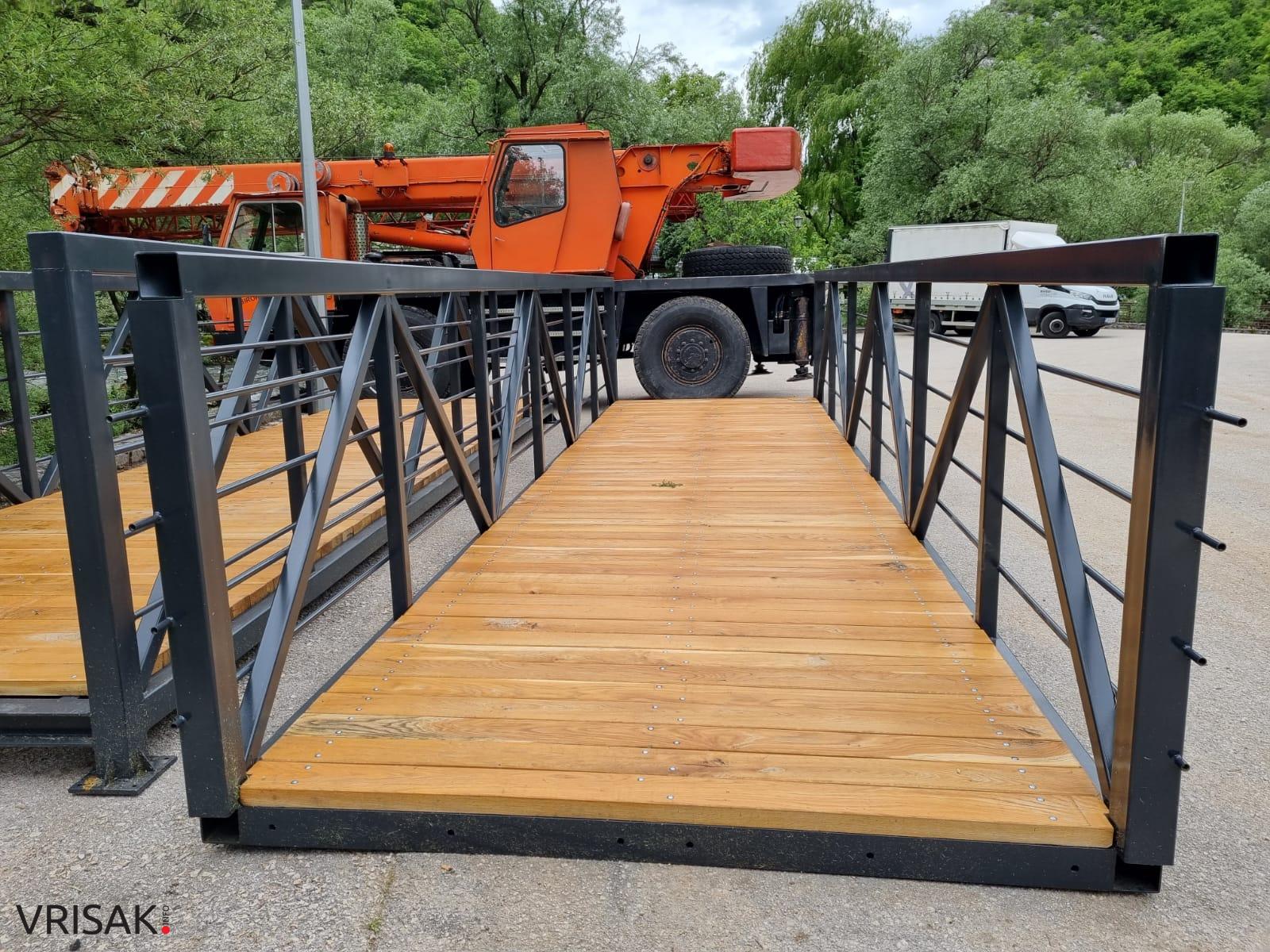 Skoro gotova izgradnja pješačkog mosta preko rijeke Lištice u kanjonu Borak