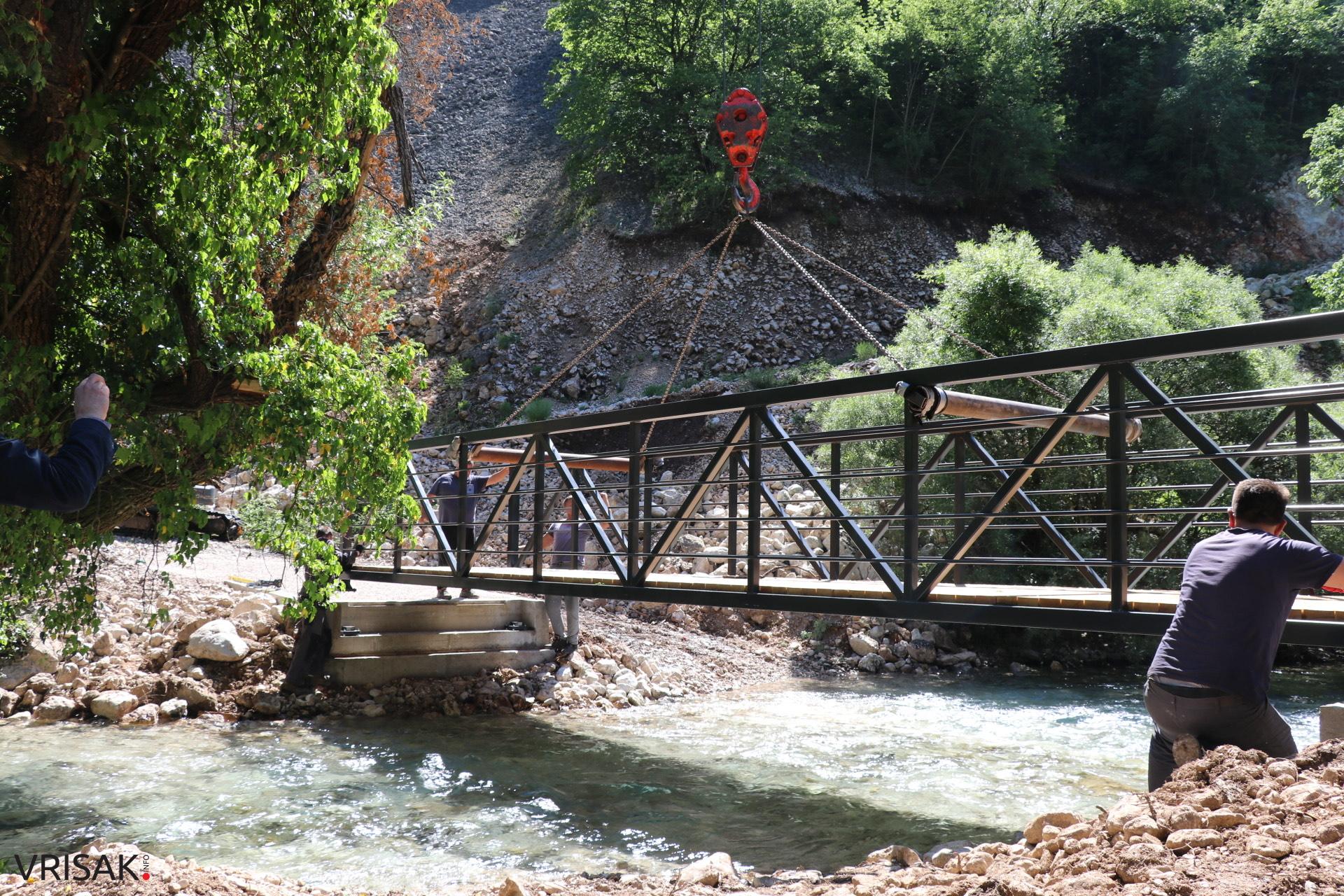 Kroz projekt Cycling Rural financiran programom Europske unije postavljeni pješački mostovi preko rijeke Lištice u kanjonu Borak
