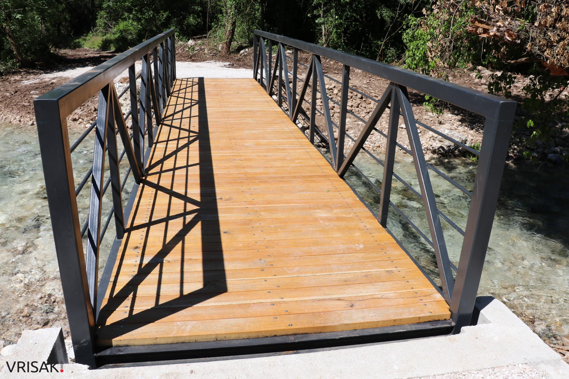 Kroz projekt Cycling Rural financiran programom Europske unije postavljeni pješački mostovi preko rijeke Lištice u kanjonu Borak