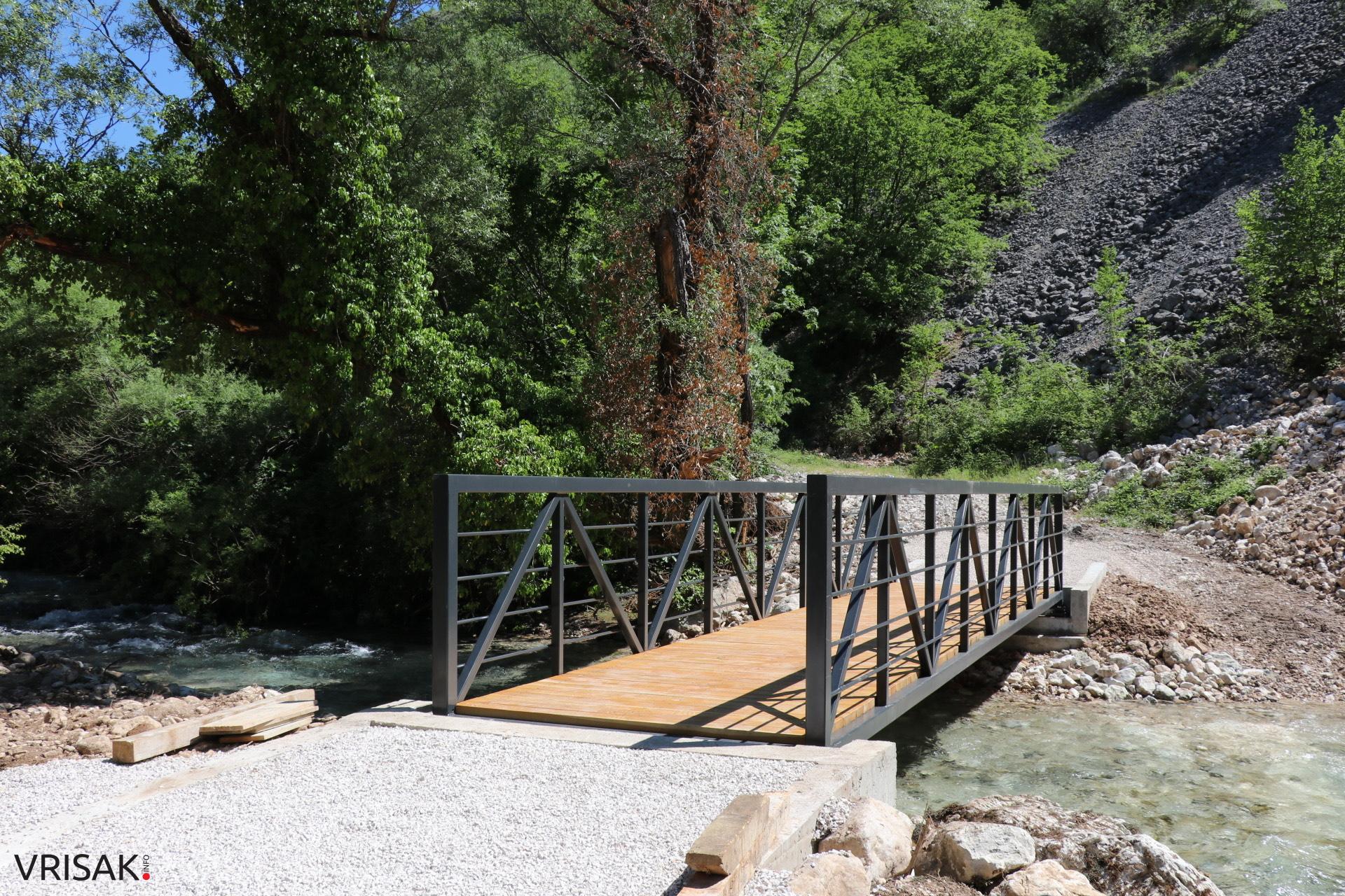 Kroz projekt Cycling Rural financiran programom Europske unije postavljeni pješački mostovi preko rijeke Lištice u kanjonu Borak