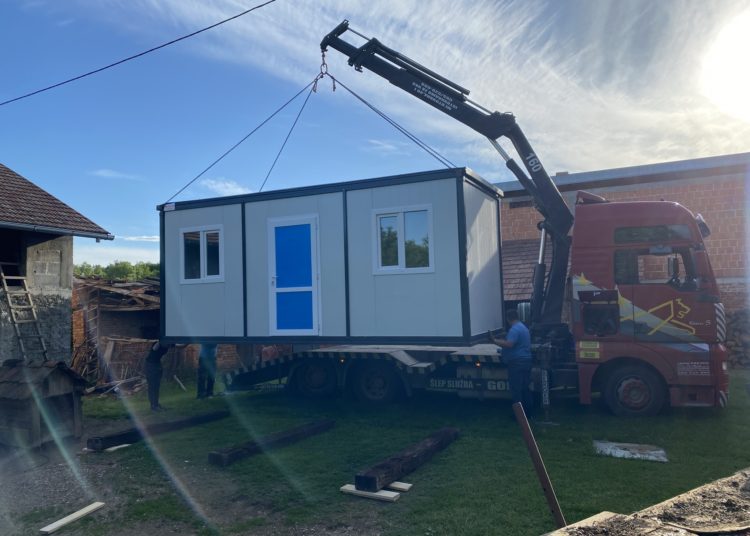 Isporučen kontejner u Petrinji u sklopu humanitarne akcije “Srcem za stradale od potresa” u organizaciji ZZŠB