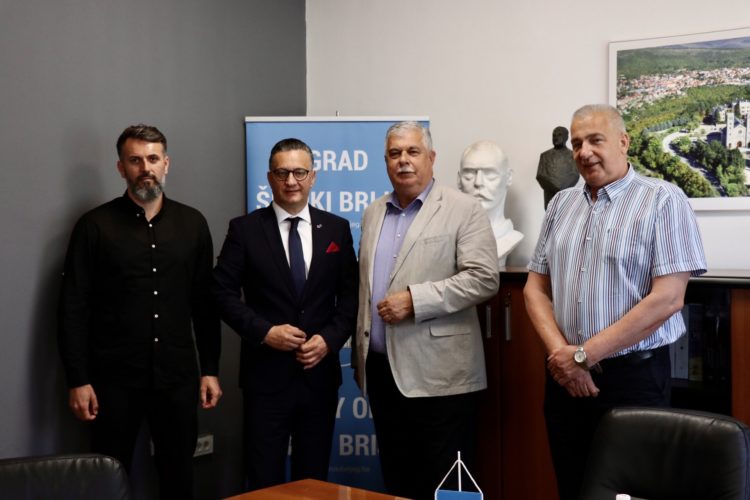 Gradonačelnik Kraljević i predsjednik Gradskog vijeća Topić primili članove menadžmenta SUM-a