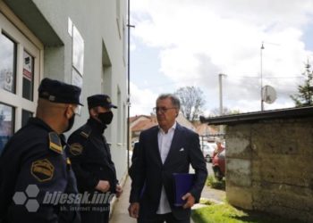 Mamiću odbijena žalba, do ponoći bi se trebao javiti u Remetinec