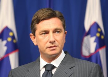 Pahor: Zbog zabrinutosti sam postavio pitanje o mirnom razlazu u BiH