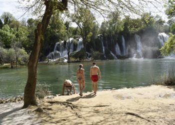 Na Kravici otvorena sezona kupanja!