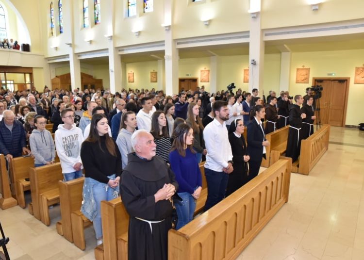 Molitveni maraton iz Međugorja: Ova kušnja prilika je za svjedočanstvo naše vjere