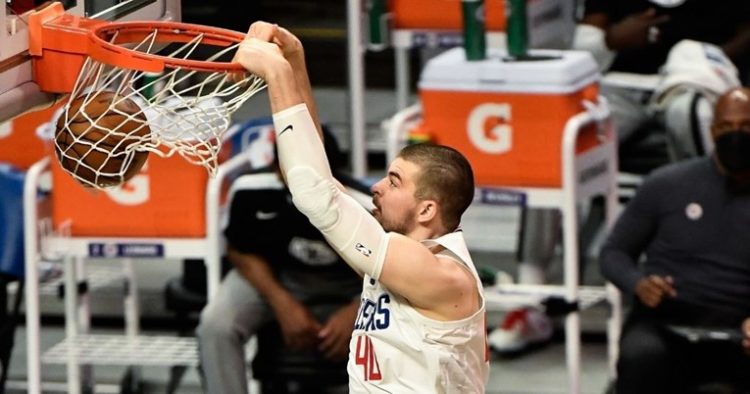 Zubac rasturao obruče, trener mu pronašao zamjerku: “Govorim mu to svaki dan”