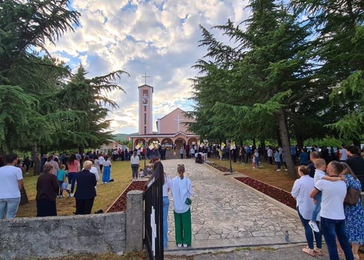 Druga večer Trodnevnice sv. Anti u Ljubotićima