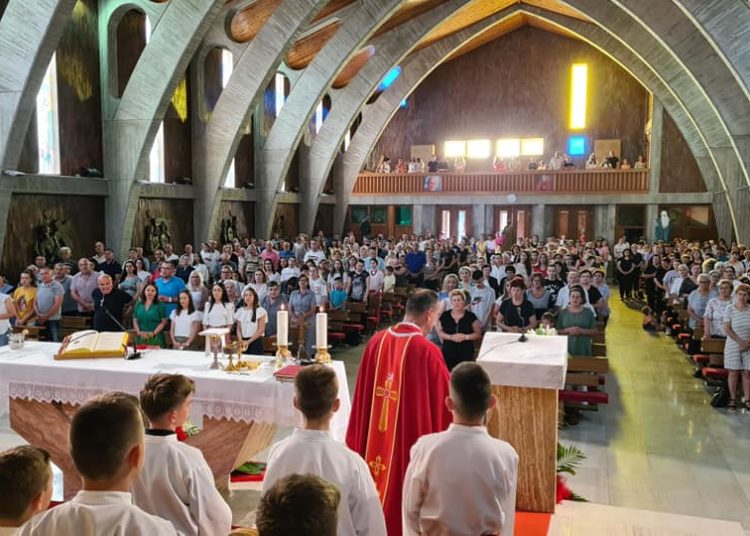 Kočerin: Proslavljena uočnica sv. Petru i Pavlu