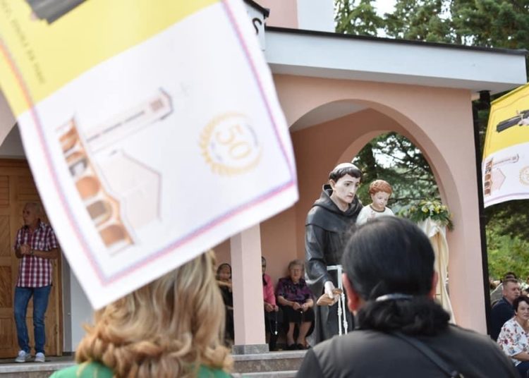 Ljubotići: Proslavljen sv. Ante i 50 godina crkve