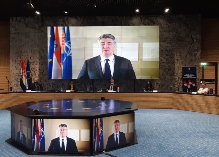 Svijest o nedjeljivom hrvatskom narodu sve je snažnija i prisutnija