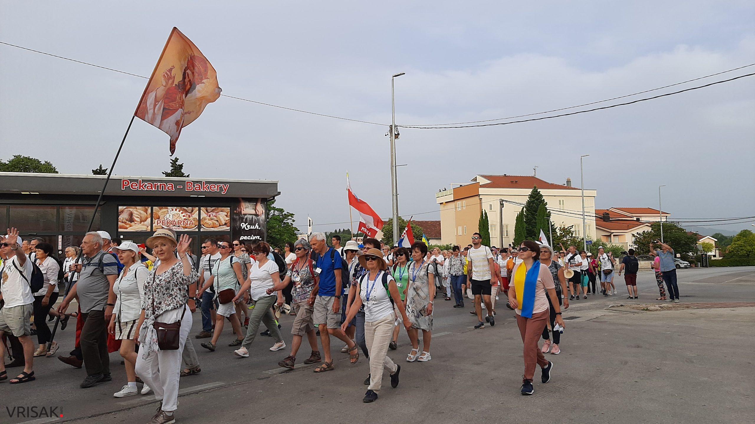 Tradicionalna Hodnja mira od Humca do Međugorja