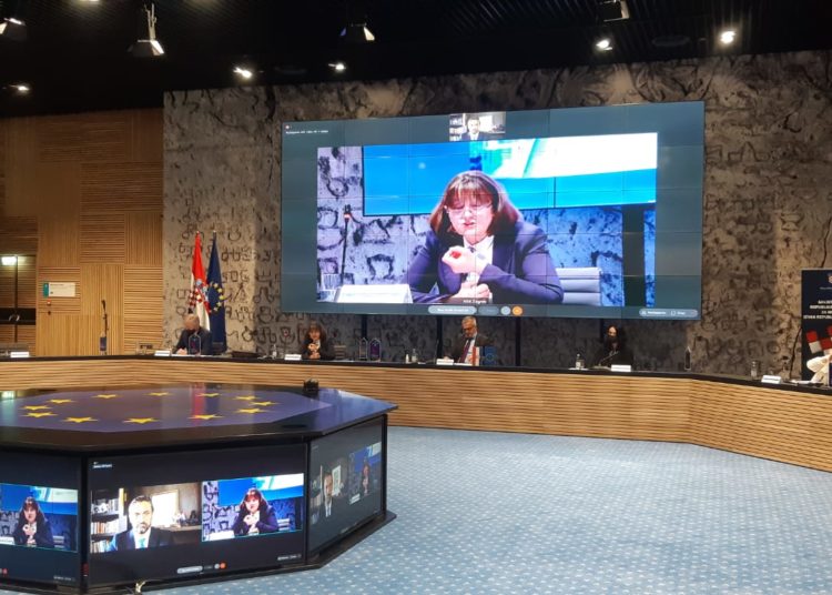 Svijest o nedjeljivom hrvatskom narodu sve je snažnija i prisutnija