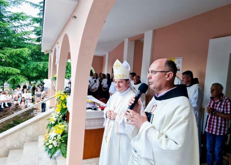 Ljubotići: Proslavljen sv. Ante i 50 godina crkve