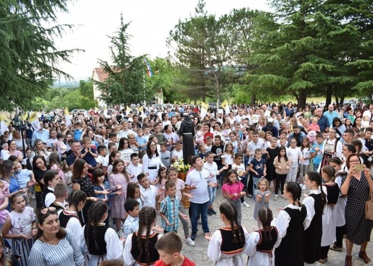 Ljubotići: Proslavljen sv. Ante i 50 godina crkve