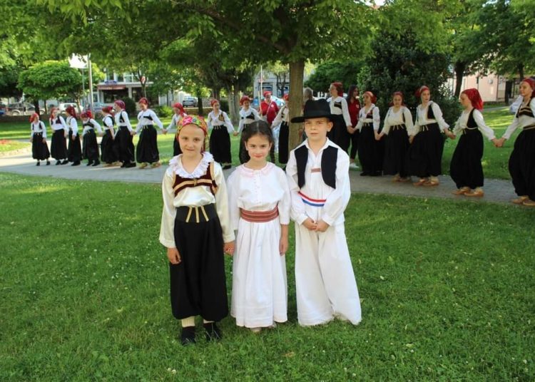 U Posušju održana Dječja smotra folklora „Na Petrovu ognjištu“