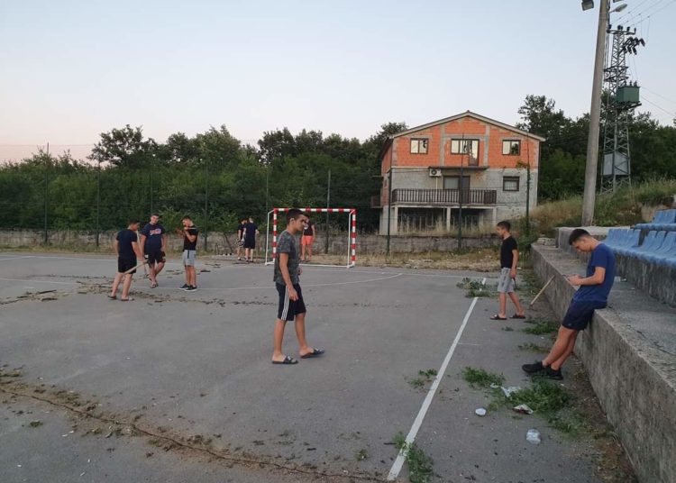 U Jarama uređeno i asfaltirano nogometno igralište