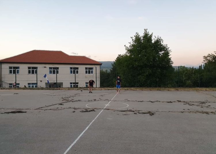 U Jarama uređeno i asfaltirano nogometno igralište