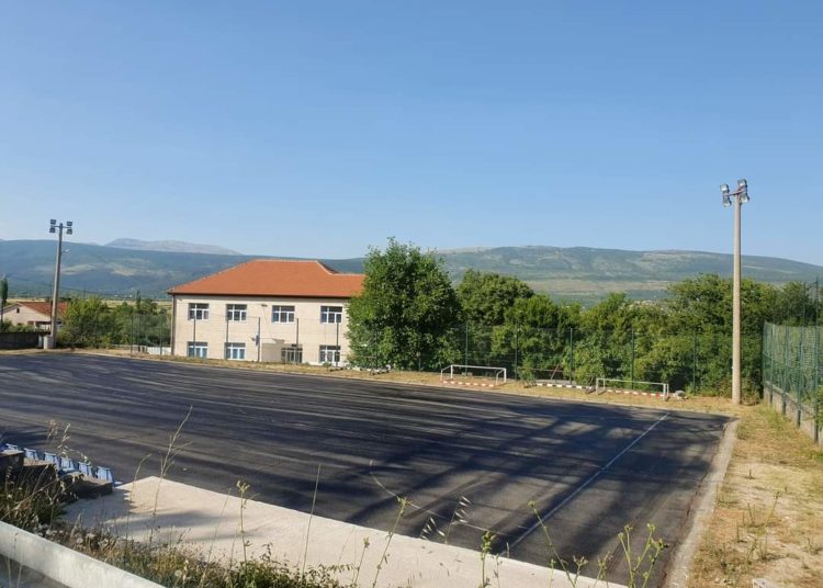 U Jarama uređeno i asfaltirano nogometno igralište