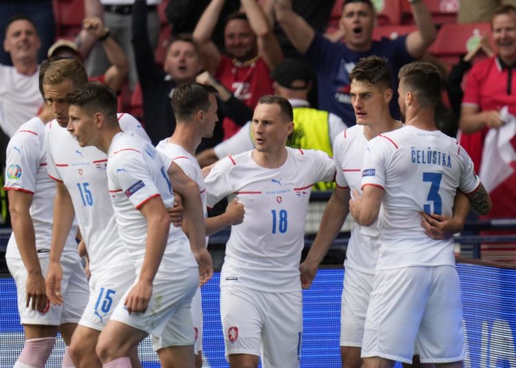 Hrvatska uzela mršavi bod protiv Češke i ostala u igri za osminu finala Eura