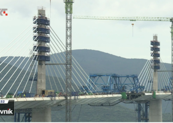 Posljednji dijelovi konstrukcije Pelješkog mosta stižu danas, most sve vidljiviji