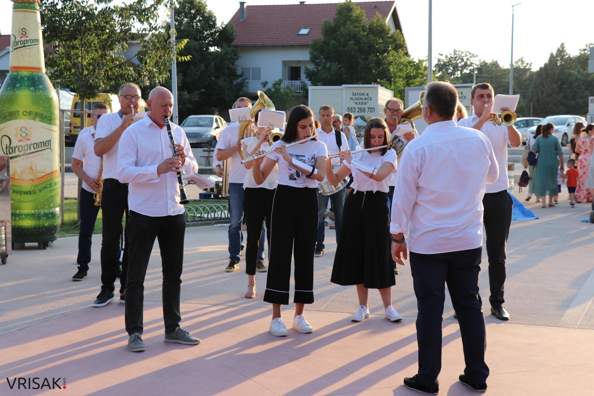Otvoreno drugo izdanje Street Food Festa u Širokom Brijegu (FOTO)
