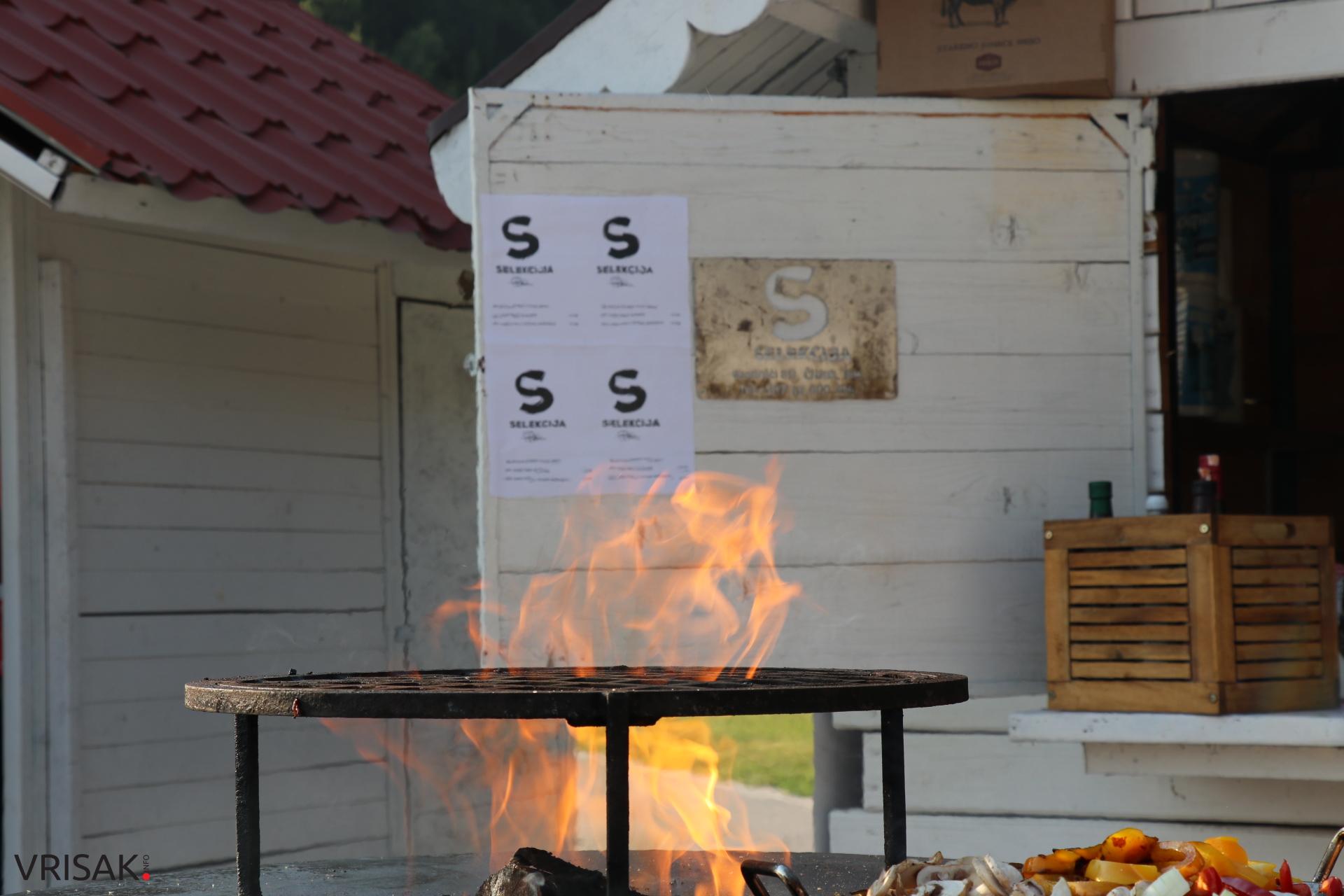 Otvoreno drugo izdanje Street Food Festa u Širokom Brijegu (FOTO)