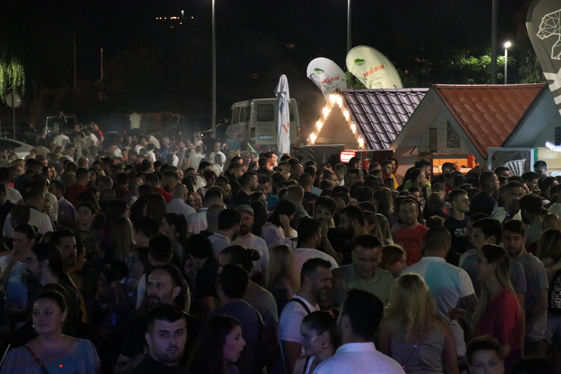 Prva večer Street Food Festa u Širokom Brijegu ispunila sva očekivanja, donosimo fotogaleriju